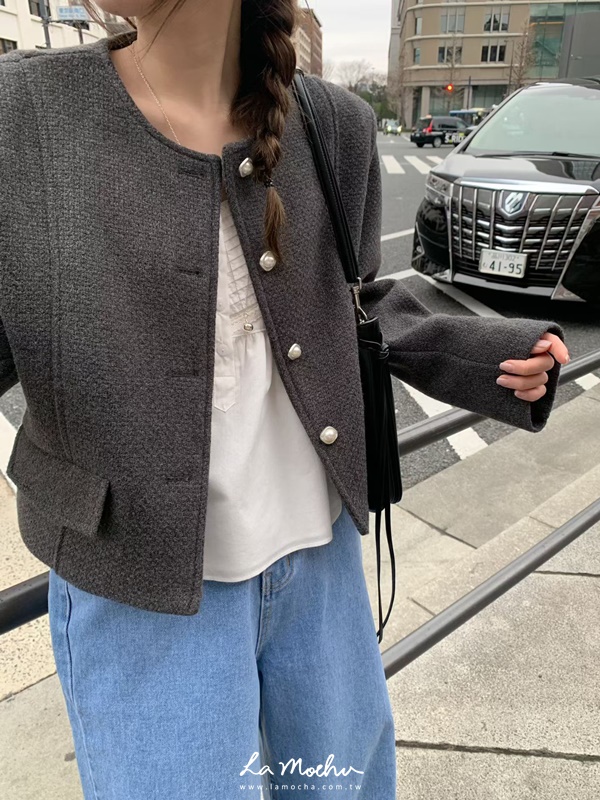 無領珍珠扣小香外套